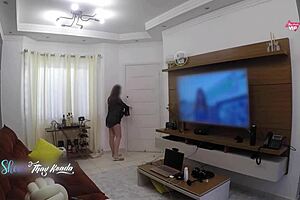 Steamy Latina milf flashes big natural tits post-shower for delivery guy