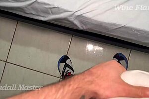 whoa this babe gives the perfect pov blowjob