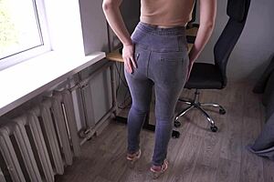 i can't stop teasing my perfect milf ass in tight high waist jeans