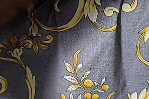 sex expert shows hot babe how to squirt and cum happy