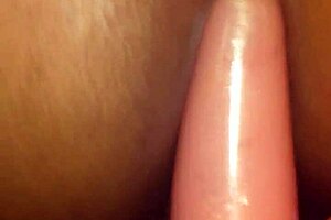 Babe gets tight ass stretched with cajing-loving