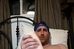 Big cock sex toy masturbates with cocky amateur